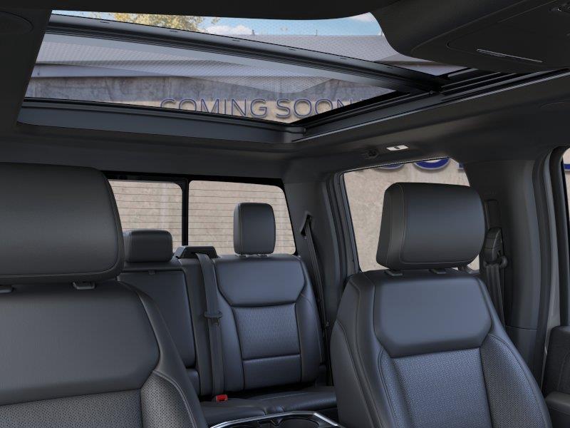 Vehicle photo 22