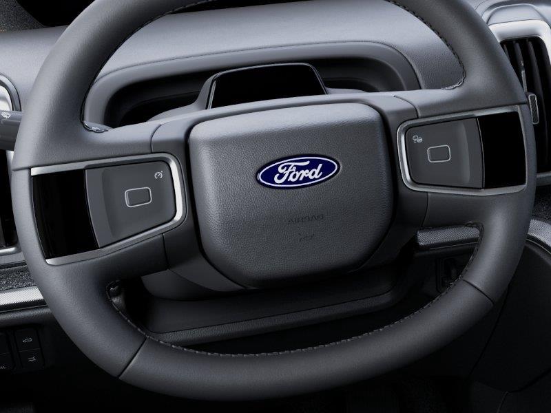 Vehicle photo 12