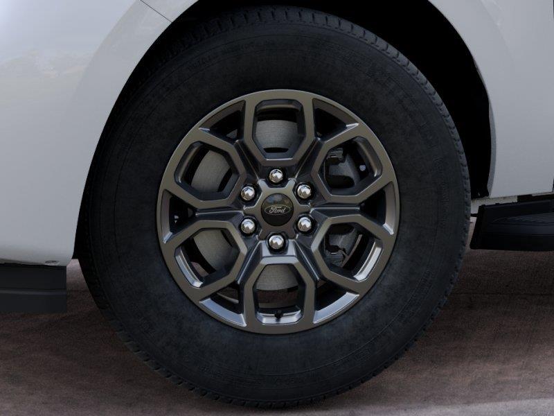 Vehicle photo 19