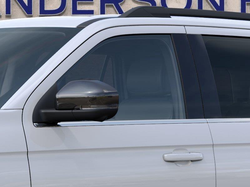 Vehicle photo 20