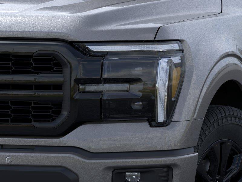 Vehicle photo 18