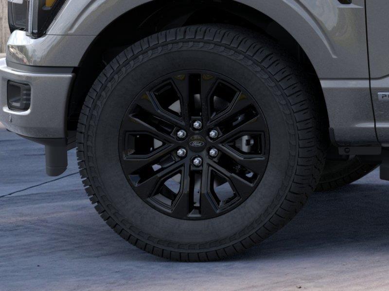 Vehicle photo 19