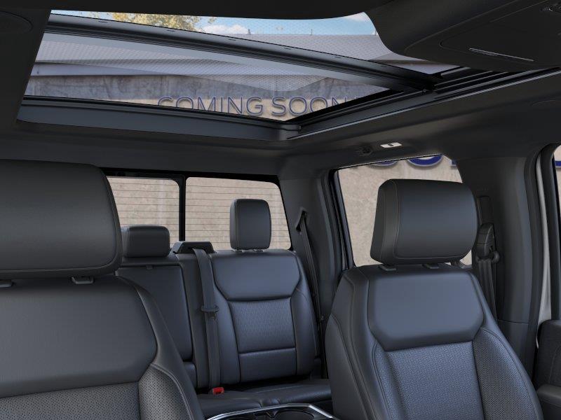 Vehicle photo 22