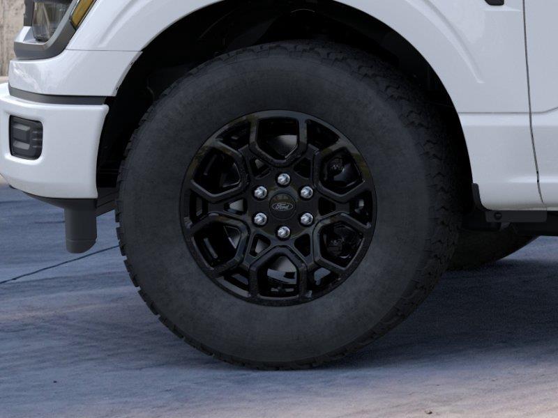 Vehicle photo 19