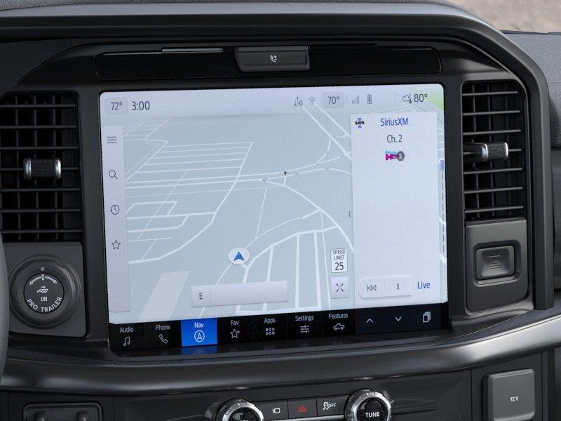 Vehicle photo 14