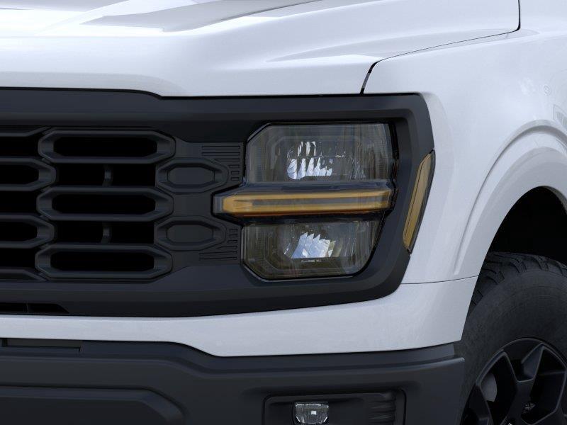 Vehicle photo 18