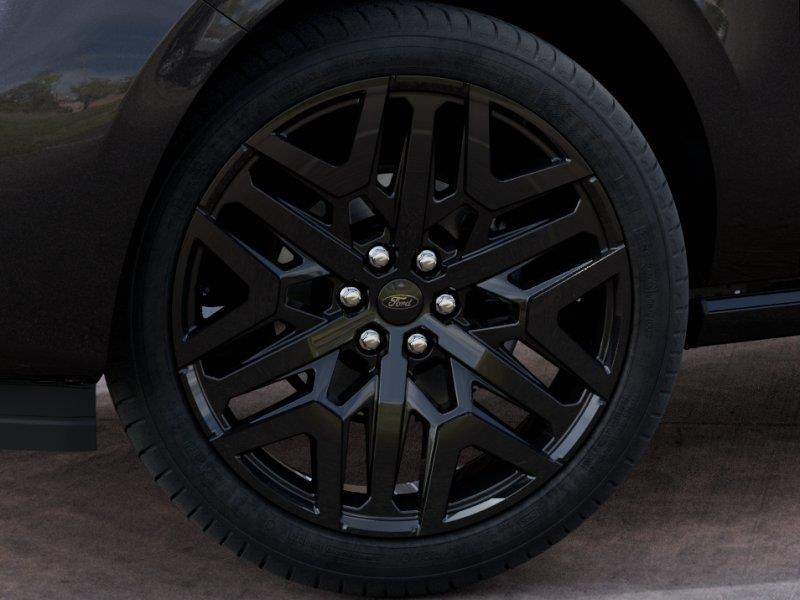 Vehicle photo 19
