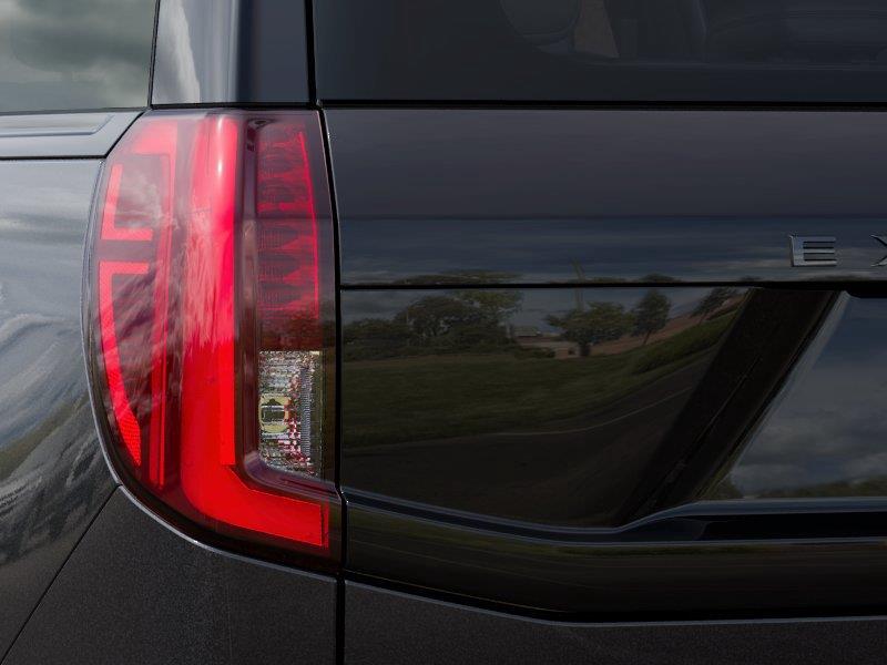 Vehicle photo 21
