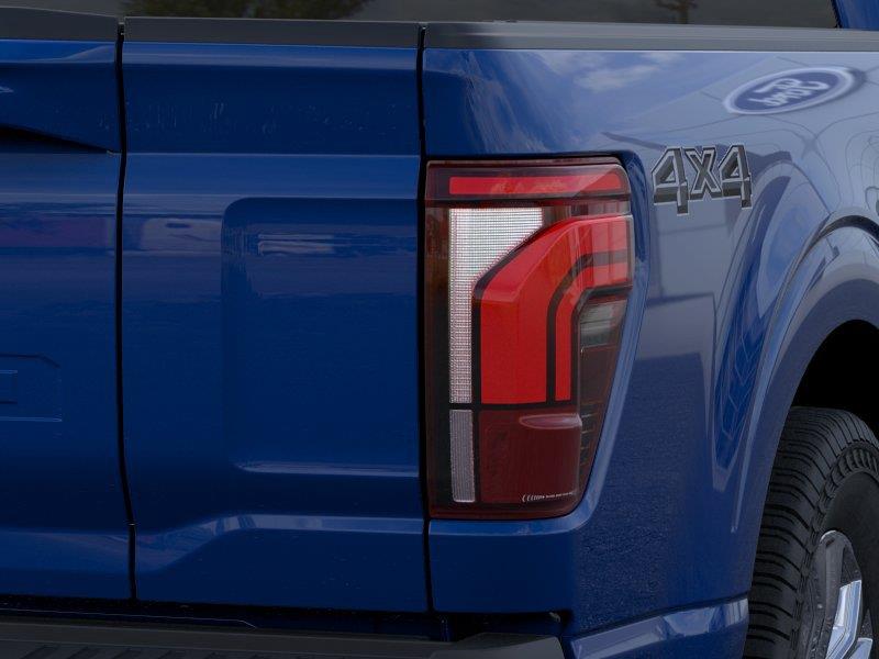 Vehicle photo 21