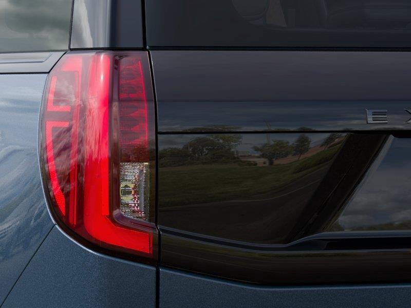 Vehicle photo 21