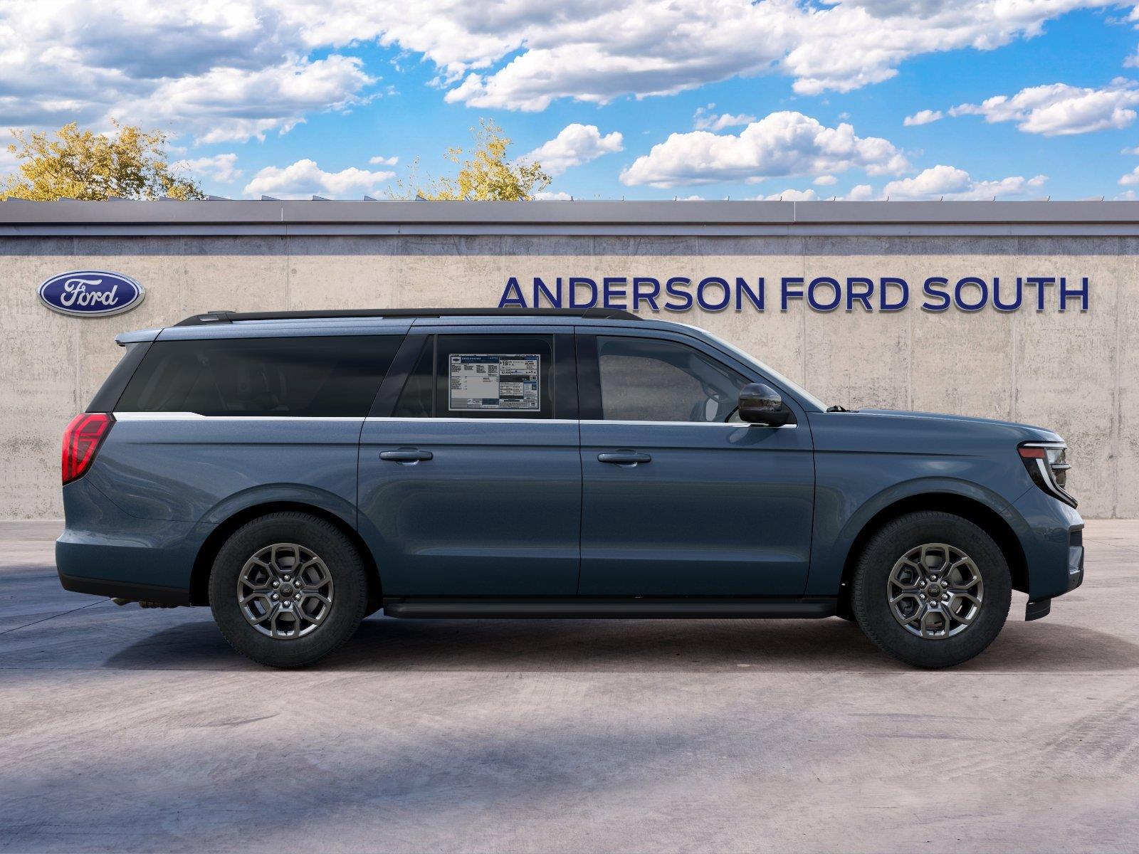 Vehicle photo 5
