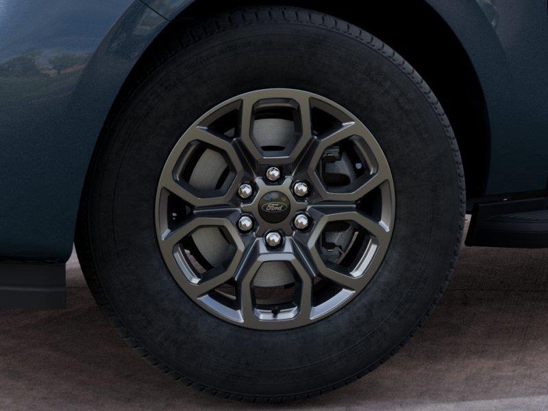 Vehicle photo 19