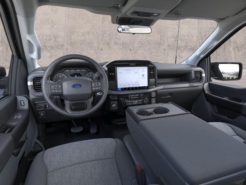 Vehicle photo 9