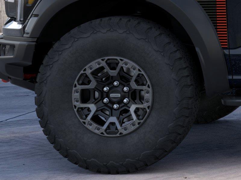 Vehicle photo 19