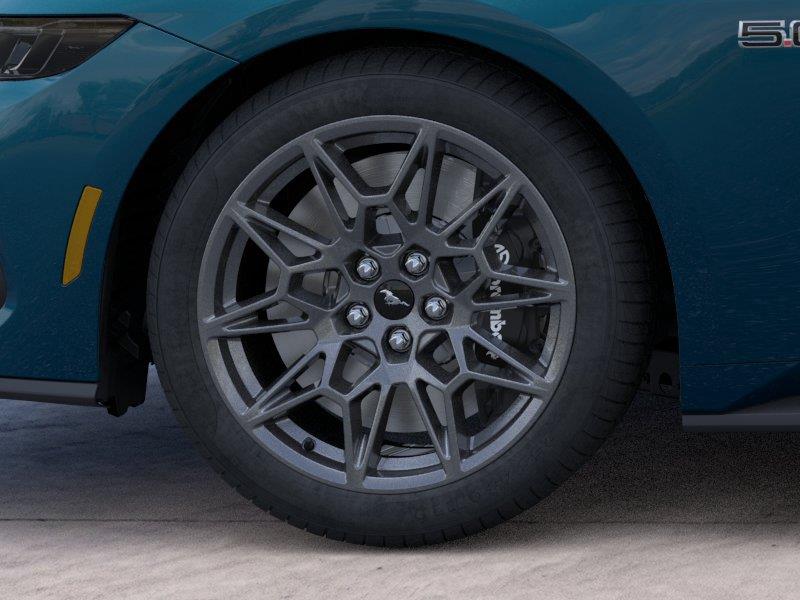 Vehicle photo 19