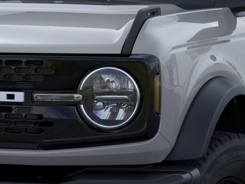 Vehicle photo 20