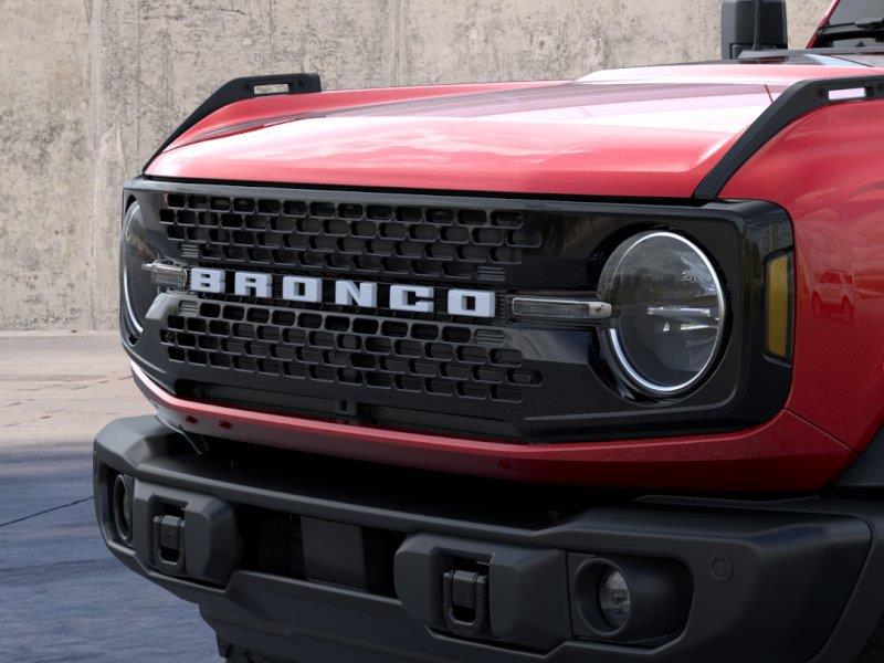 Vehicle photo 19