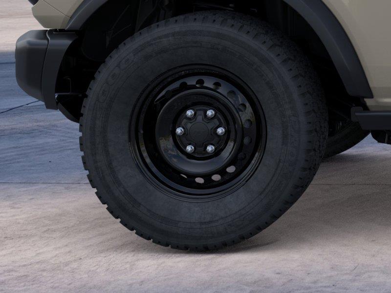 Vehicle photo 21