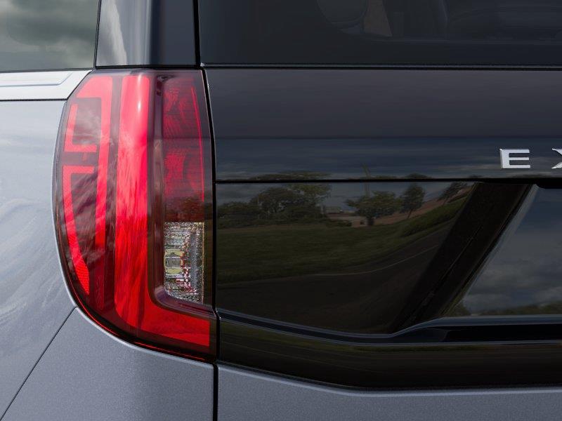 Vehicle photo 21