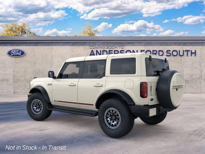 Vehicle photo 4