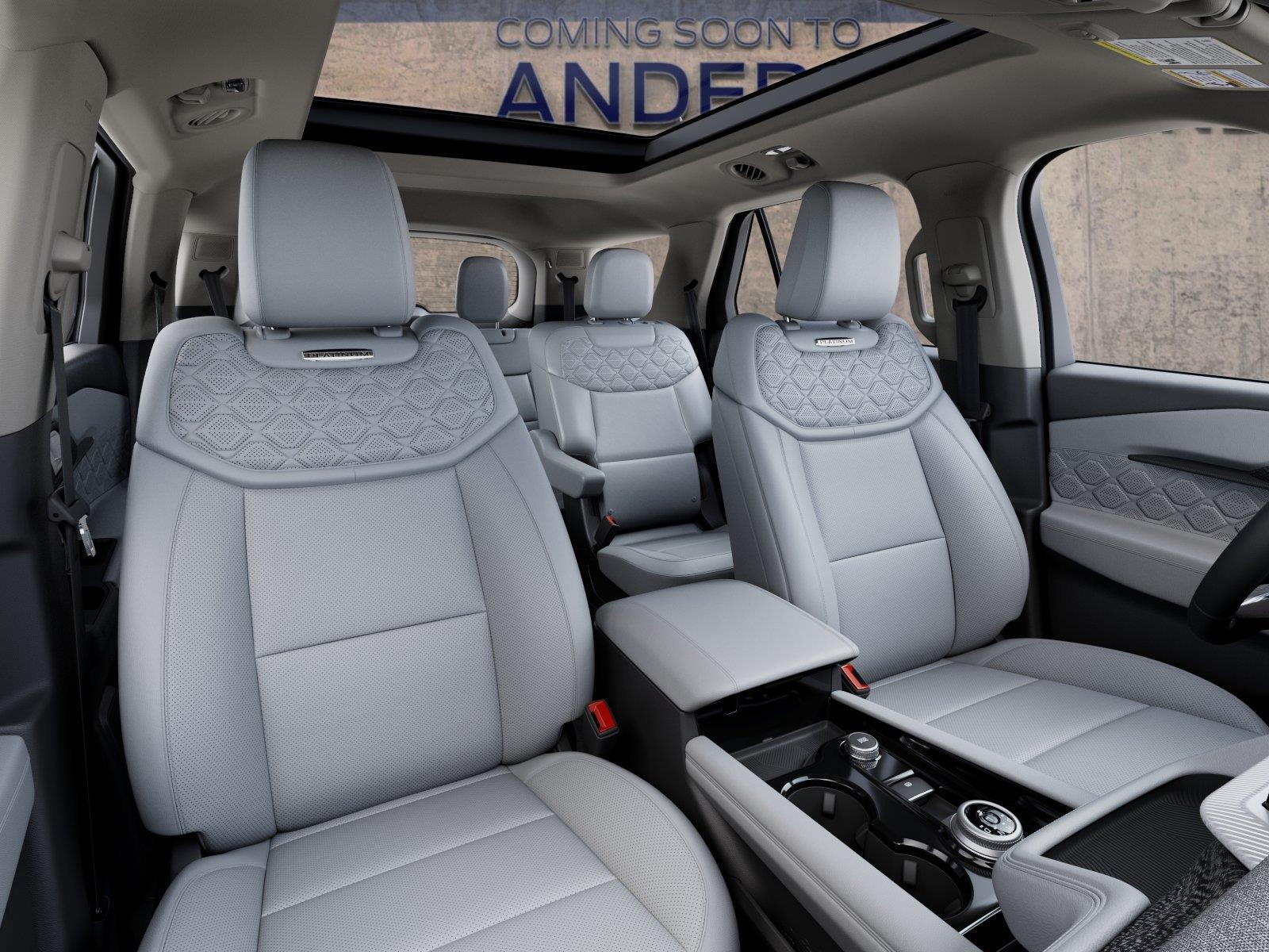 Vehicle photo 10