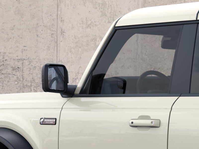 Vehicle photo 22