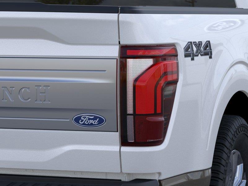 Vehicle photo 21