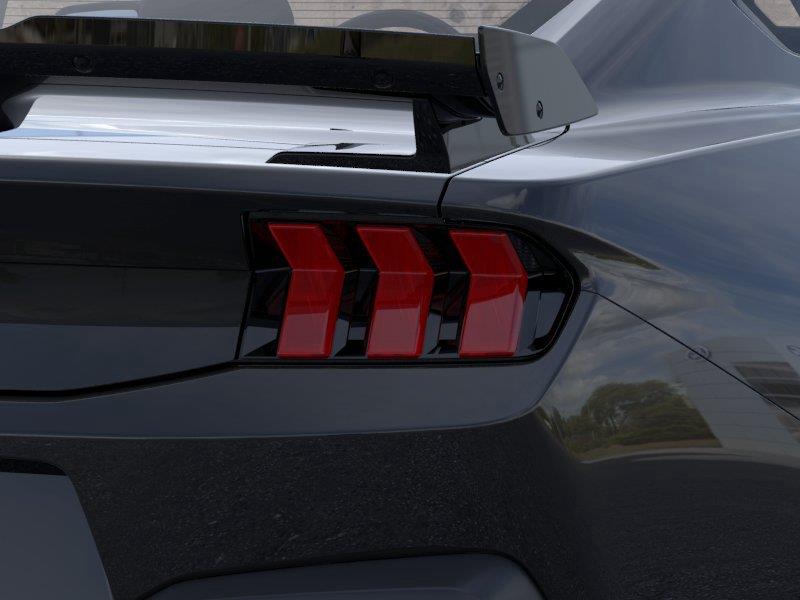 Vehicle photo 21