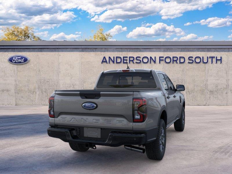 Vehicle photo 8