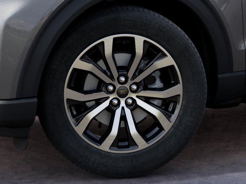 Vehicle photo 19