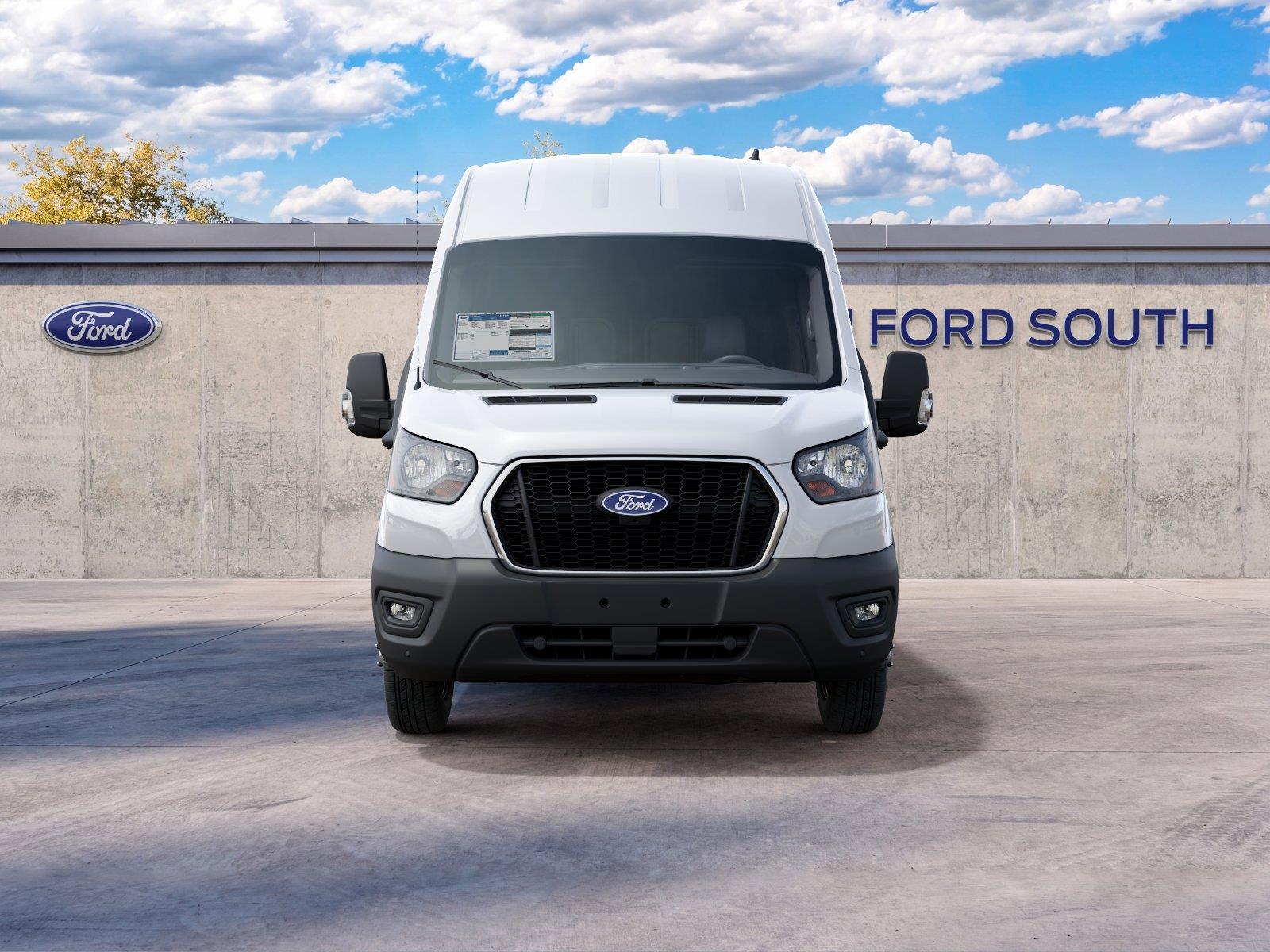 Vehicle photo 3