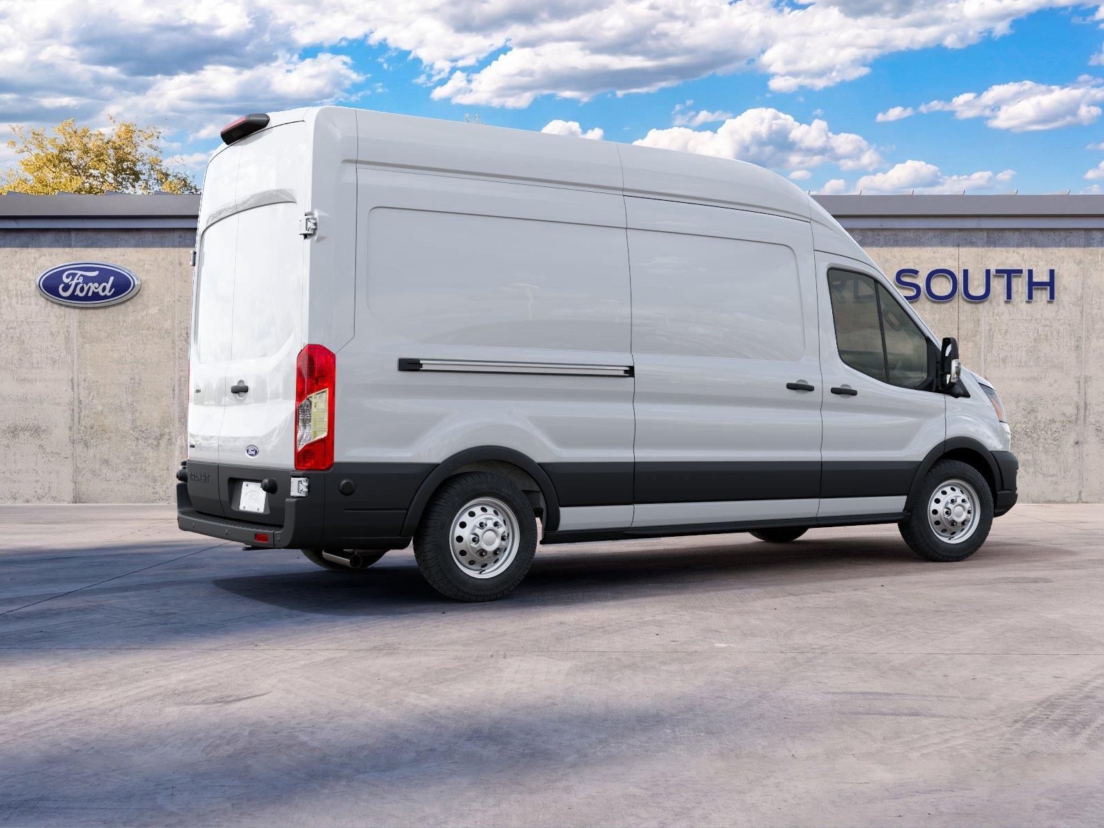 Vehicle photo 6