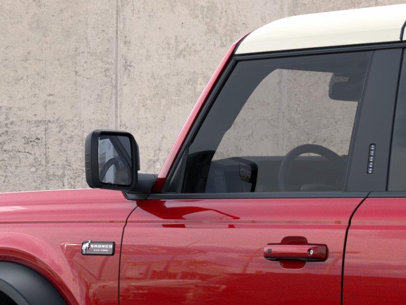Vehicle photo 22