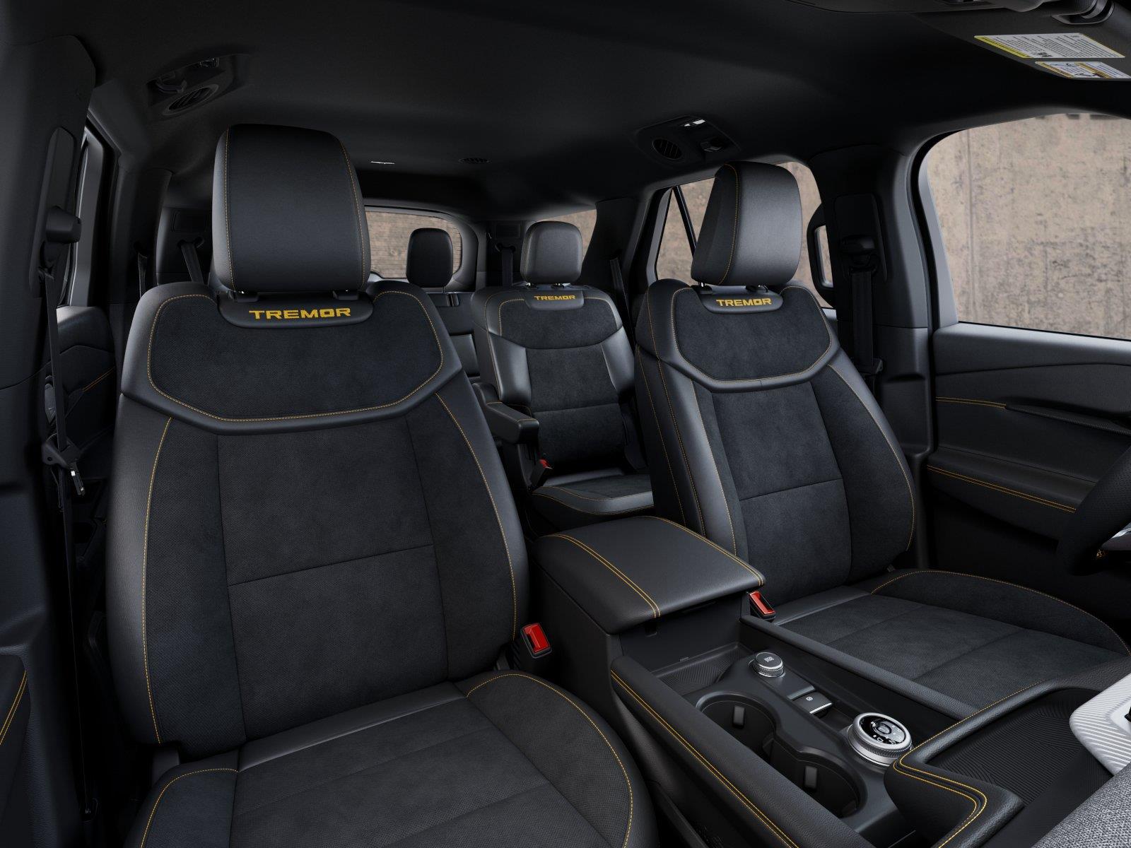 Vehicle photo 10