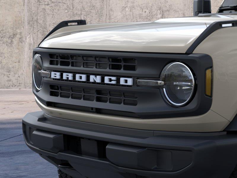 Vehicle photo 19