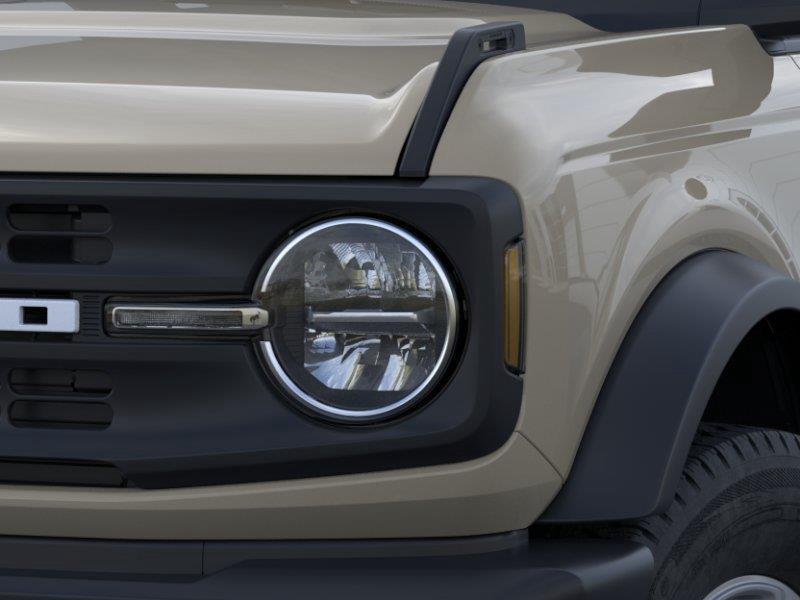 Vehicle photo 20