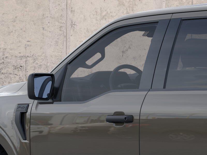 Vehicle photo 18