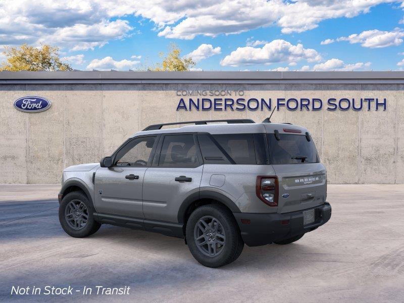 Vehicle photo 4