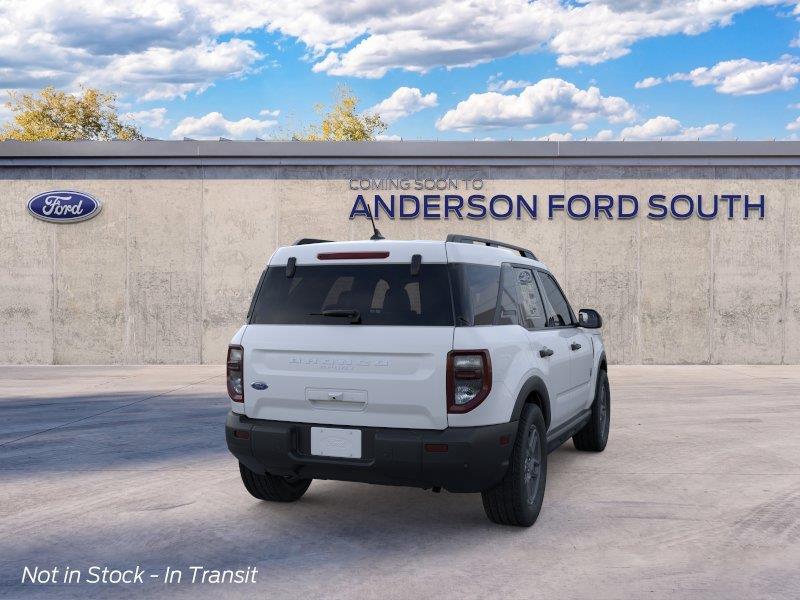 Vehicle photo 8