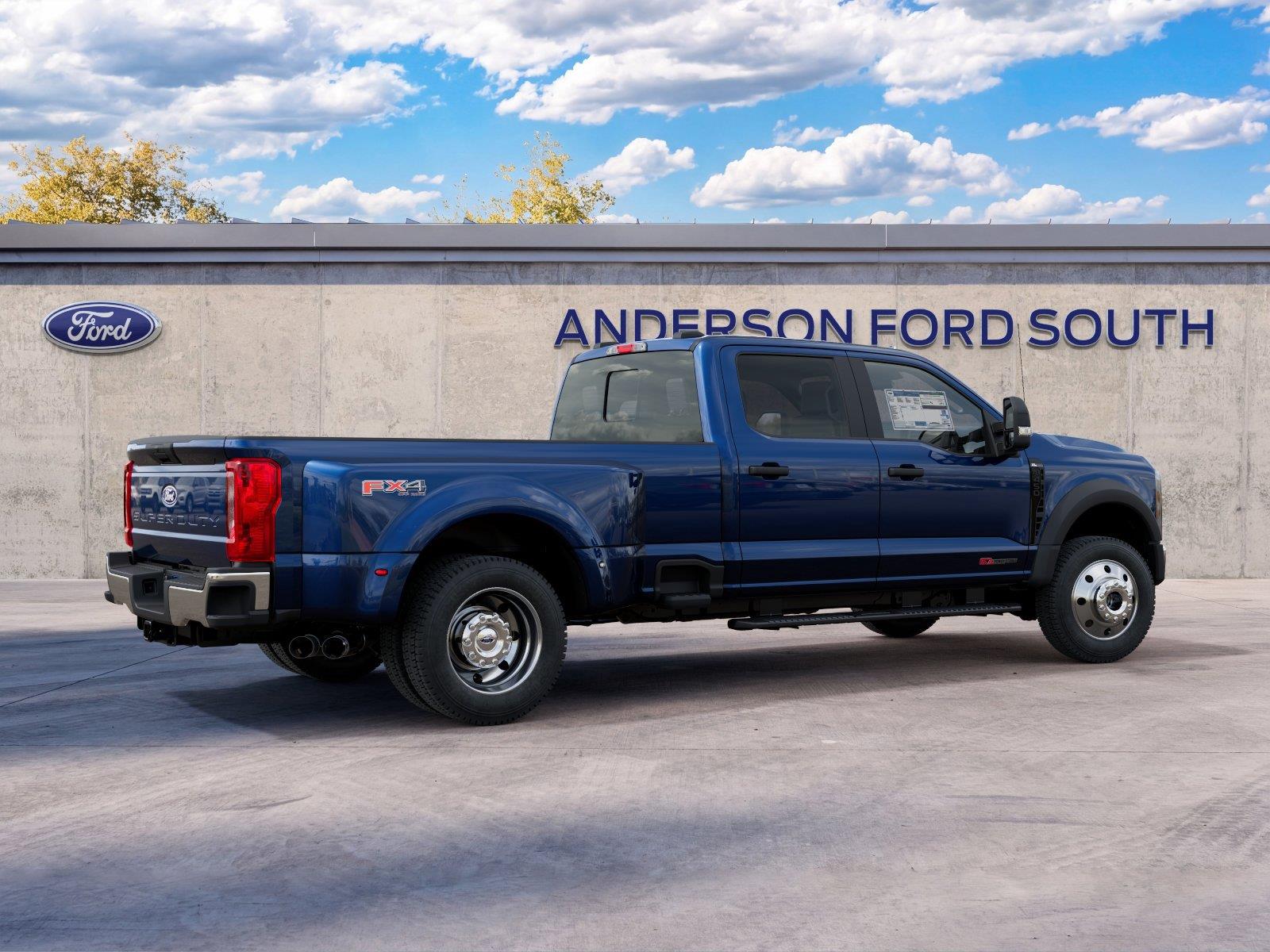 Vehicle photo 6