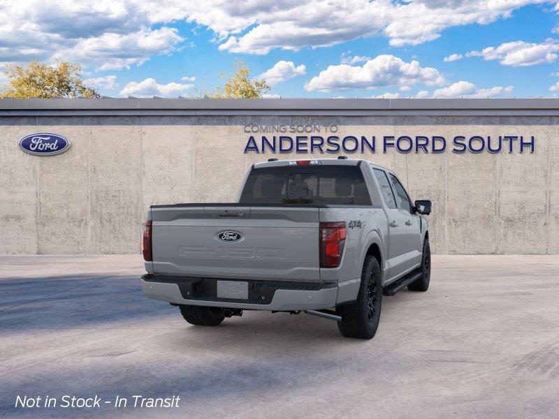 Vehicle photo 8
