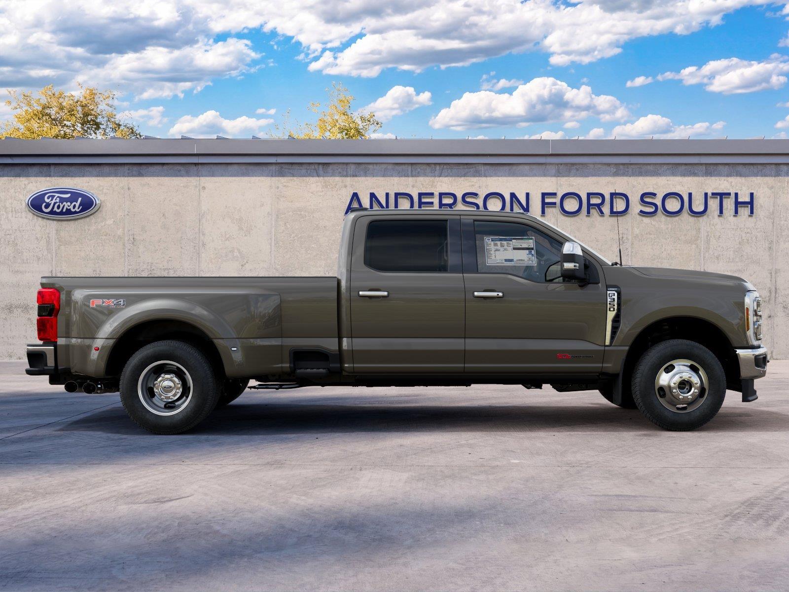 Vehicle photo 5