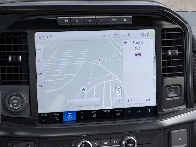 Vehicle photo 14