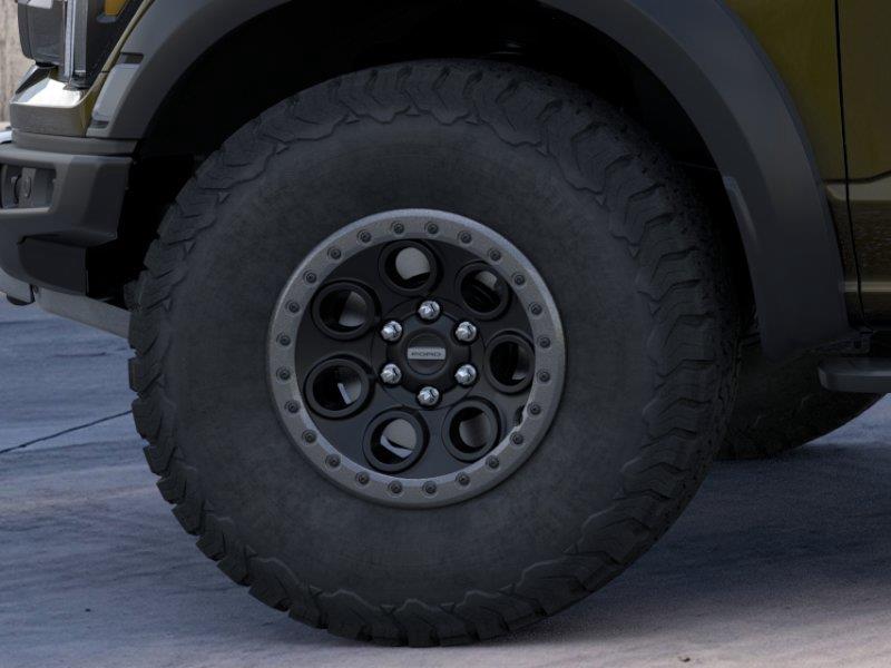 Vehicle photo 19