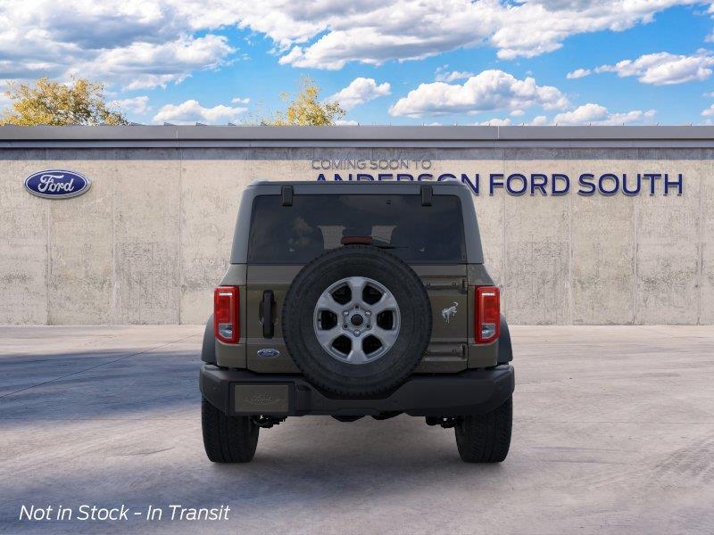 Vehicle photo 5