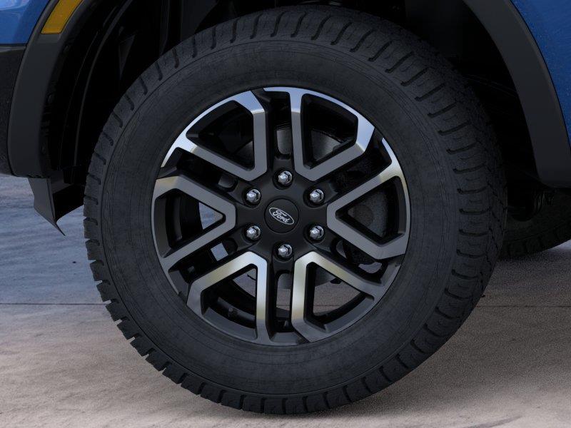 Vehicle photo 19