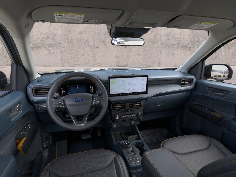 Vehicle photo 9