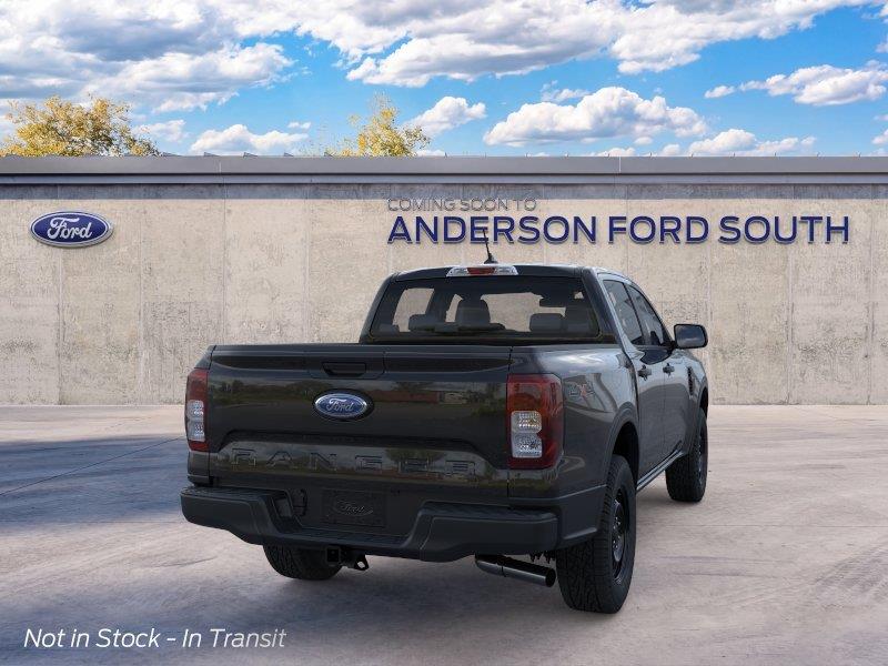 Vehicle photo 8