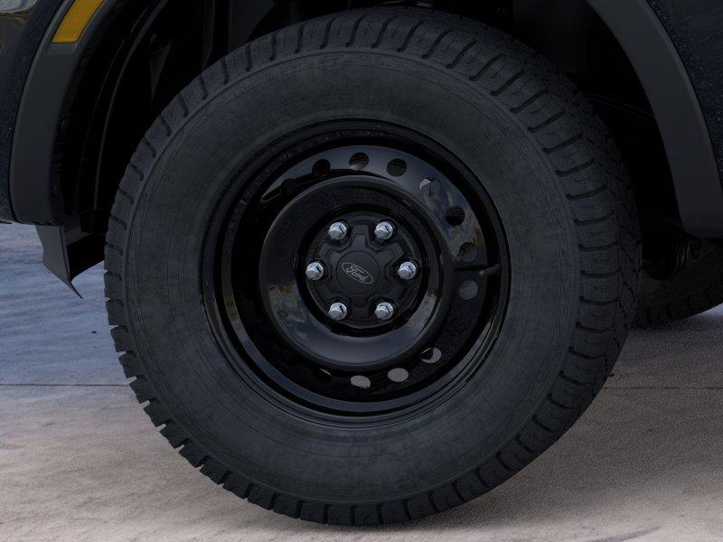 Vehicle photo 19