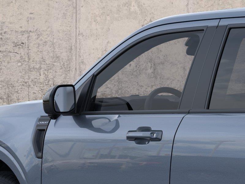 Vehicle photo 21